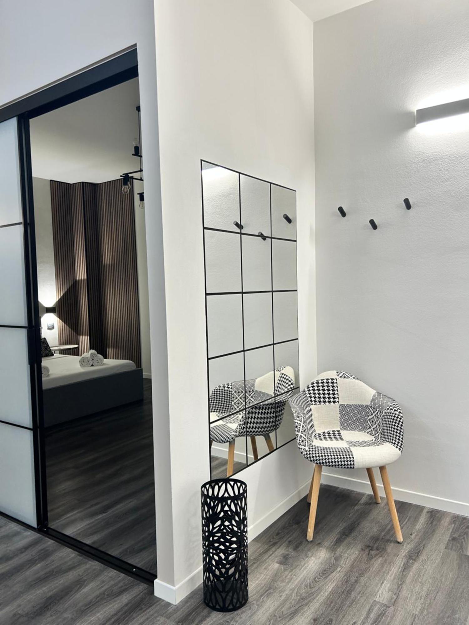 Tezone Seven Apartments Verona Exteriör bild