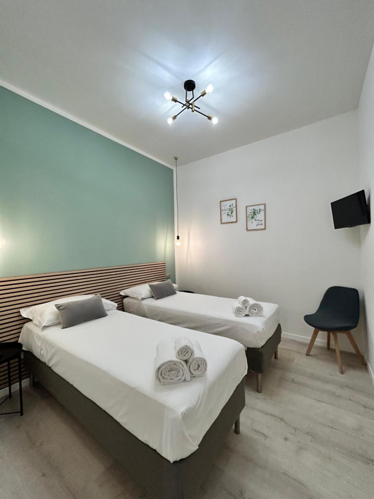 Tezone Seven Apartments Verona Exteriör bild
