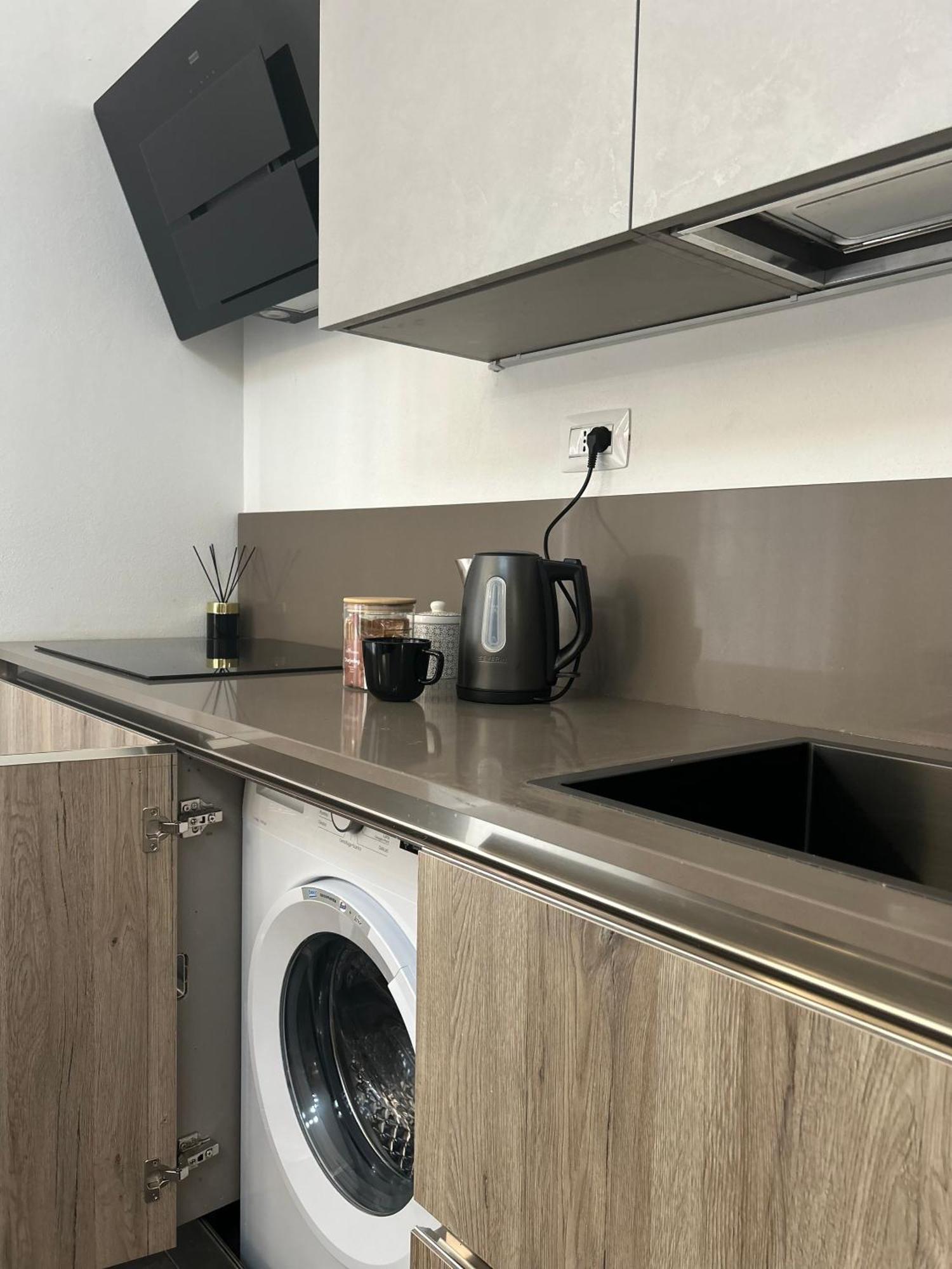 Tezone Seven Apartments Verona Rum bild